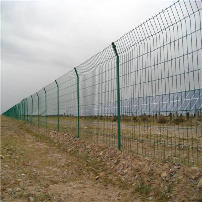 双边丝高速公路隔离护栏网 道路圈地绿化防护栏 铁路护栏网