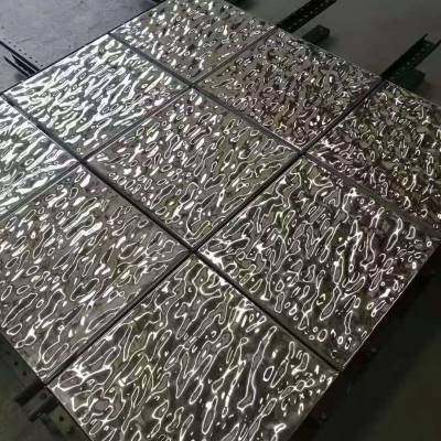 广州304不锈钢镜面水波纹扣板 水波纹不锈钢天花吊顶 不锈钢镜面水