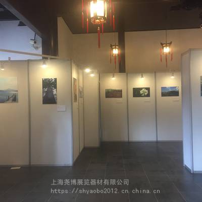 上海画展展架制作，画展挂画展板出租