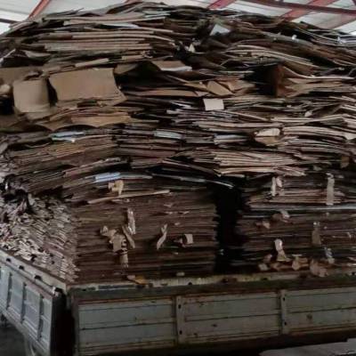 上海大量***专业回收书本纸用过的废纸板回收牛皮纸箱