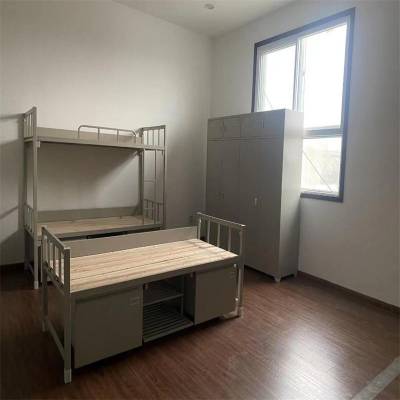 �ߵ�˫��Ӻ����ѧ�����ṫԢ����˫����ϴ�