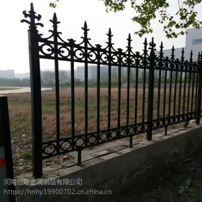 河南护栏厂销售学校幼儿园铁艺围墙护栏铝艺大门 安全防护锌钢围栏
