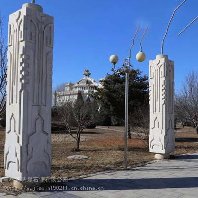 石雕盘龙柱雕刻制作 加工广场文化柱 景区石龙柱 异形柱 方形石柱