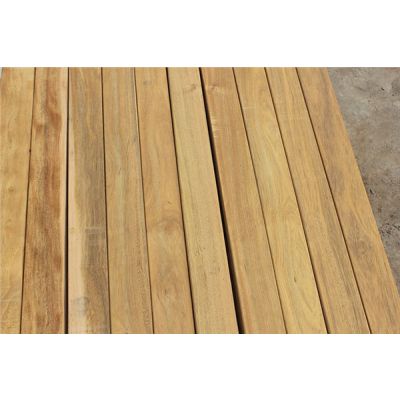 港榕木业直销防腐实木板材 优质防腐木刨光加工