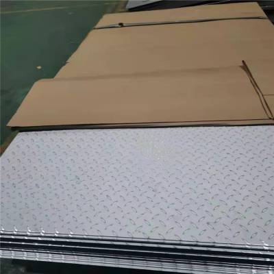 供应304不锈钢板拉丝贴膜 8k镜面抛光 压花防滑加工