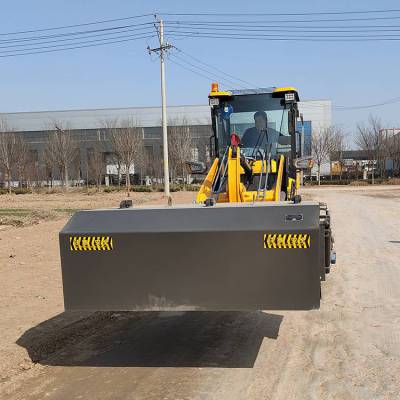 935铲车改装2米宽封闭式清扫器 工地货场全能用