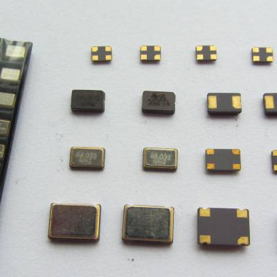 粤博贴片晶振3225271383mhz无线发射用晶振