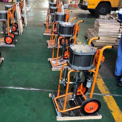 内壁喷涂机修复喷涂设备高压无气喷涂器内孔除锈机