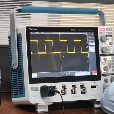 官方Tektronix【泰克】新款MDO32混合域示波器-2通道，1G带宽