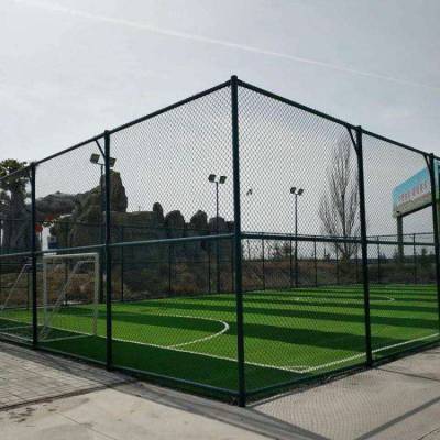 整体式带边框的球场围网拼装 pvc绿色金属丝篮球场围栏网单价