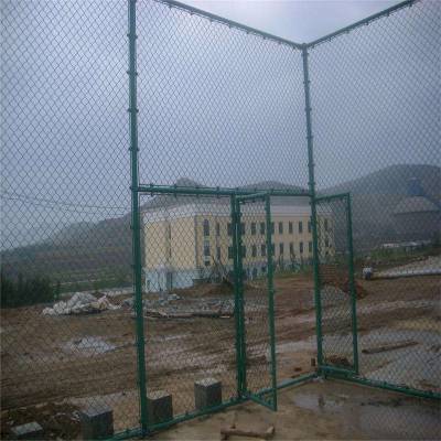 幼儿园围墙护栏 围栏网体育场 篮球场地围网