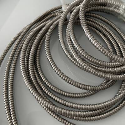 防脱扣护线 304不锈钢金属穿线软管 工程安装包塑护线管