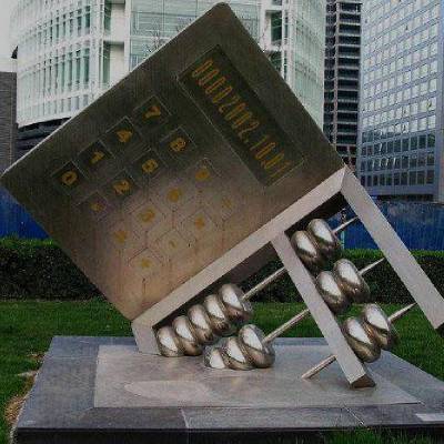 算盘摆件雕塑圆雕体系镜面算盘雕塑厂家