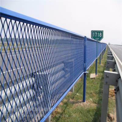 公路防眩网高速公路隔离护栏网菱形孔防眩目网隔离栅