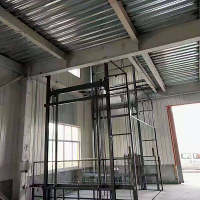 泸州市合江县厂家定制导轨式升降货梯液压升降平台2吨链条式固定载货升降机
