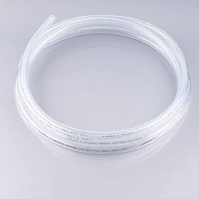 PVC͸