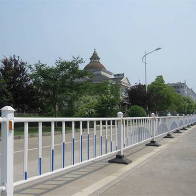 惠州河道护栏 定做锌钢护栏 市政道路围栏