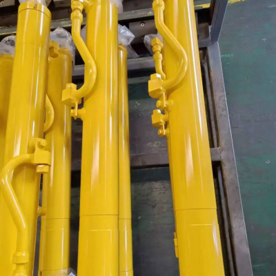 特惠山推装载机配件ZL50G2-01015 发动机排气管 山推系列拖拉机 山猫滑移装载机500